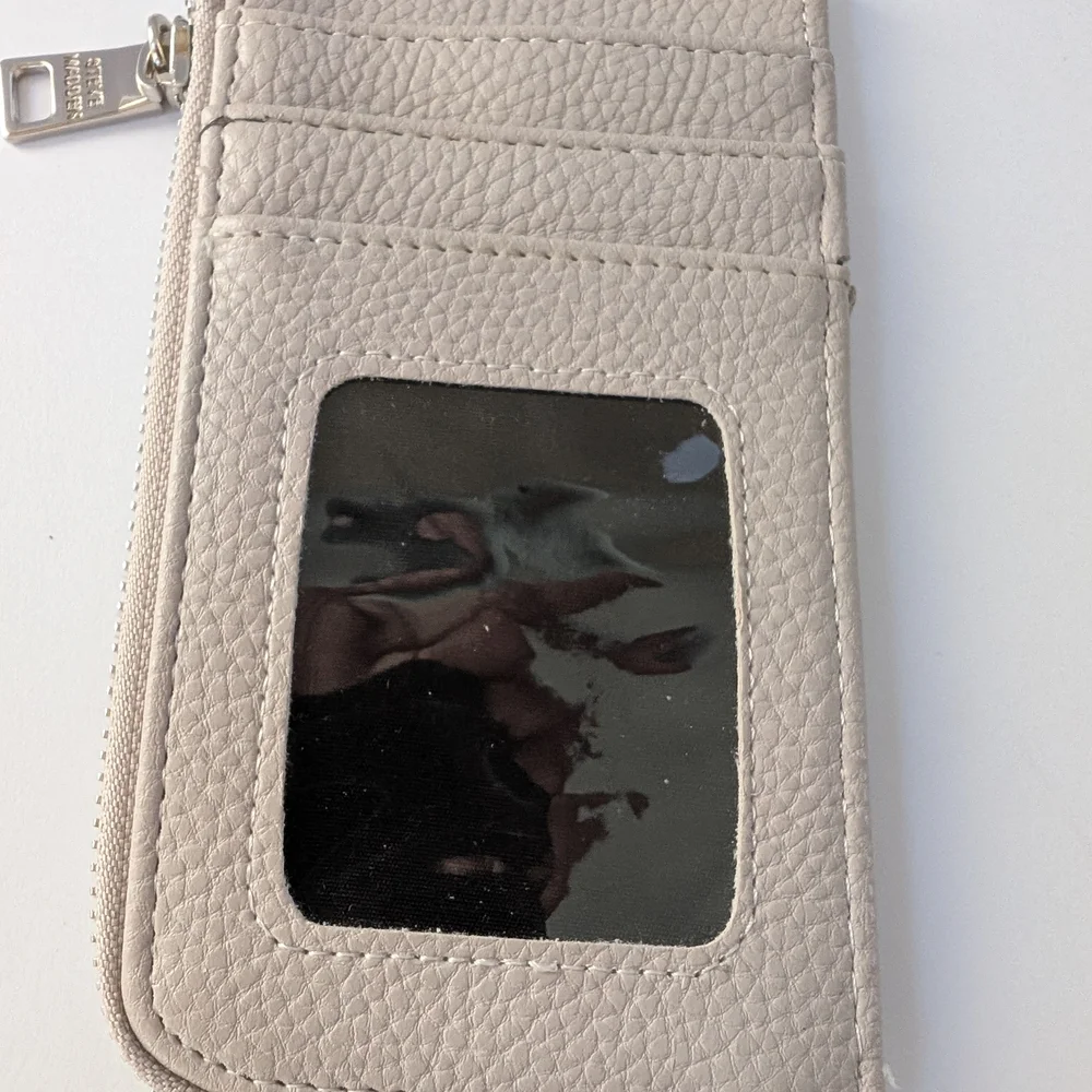 Steve Madden shipping summer preowned